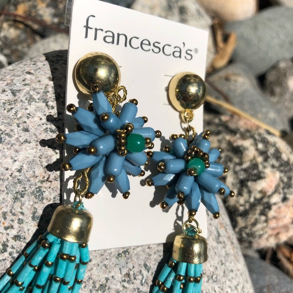 🦄 3/$25 Turquoise Tassel Beaded Earrings - Picture 4 of 5